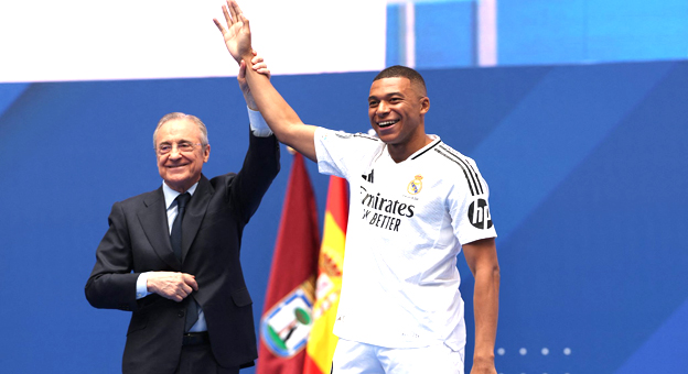 Kylian Mbappé présenté officiellement aux supporters du Real Madrid