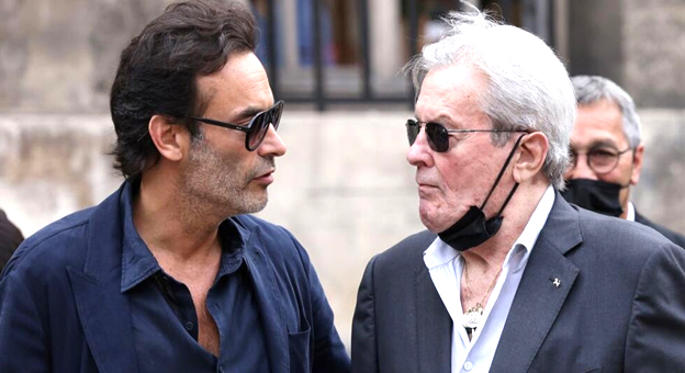Alain Delon va déposer plainte contre son fils Anthony