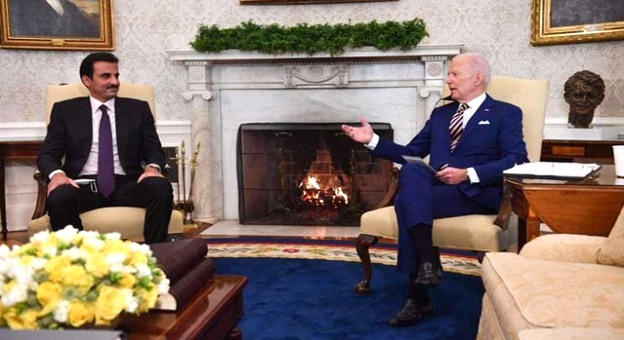 جو بايدن وأمير قطر بحثا جهود إطلاق سراح الرهائن الإسرائيليين في غزة