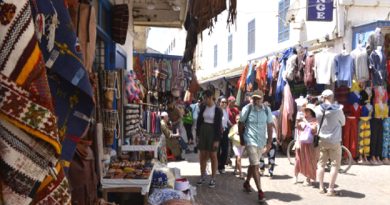 Espagne : Une exposition photographique rend hommage à la beauté d’Essaouira et ses ruelles colorées