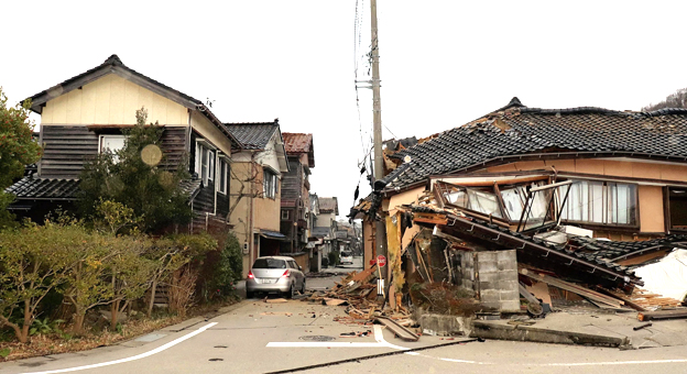 رئيس الوزراء الياباني فوميو كيشيدا : الزلازل التي ضربت وسط البلاد بقوّة 7 درجات تسبّبت في سقوط "كثير من الضحايا" وبأضرار مادّية كبيرة