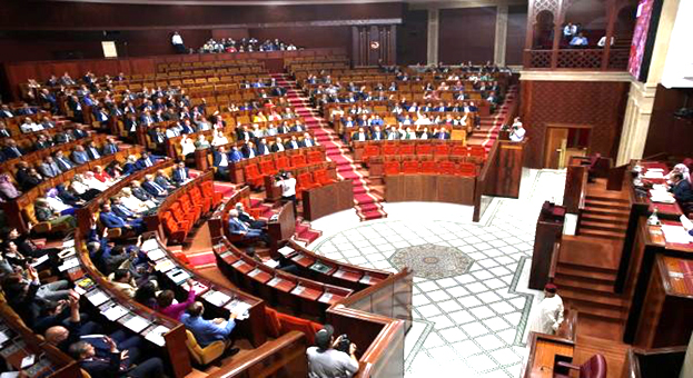 Le gouvernement a répondu à plus de 70% des 19.275 questions écrites des deux Chambres du parlement