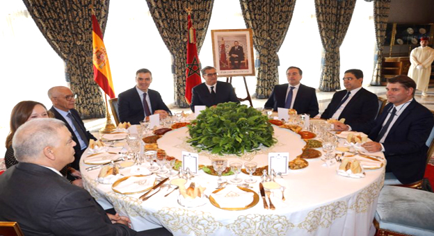 SM le Roi offre un déjeuner en l’honneur du Président du gouvernement espagnol