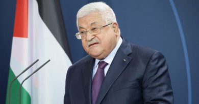 محمود عباس يزور قطر لبحث جهود وقف إطلاق النار