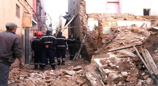 المغرب : مصرع 5 أشخاص في انهيار منزل بحي زقاق الرمان بمدينة فاس