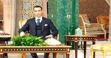 21è anniversaire de SAR le Prince Héritier Moulay El Hassan, une occasion pour les Marocains de réaffirmer leur attachement indéfectible au Glorieux Trône Alaouite