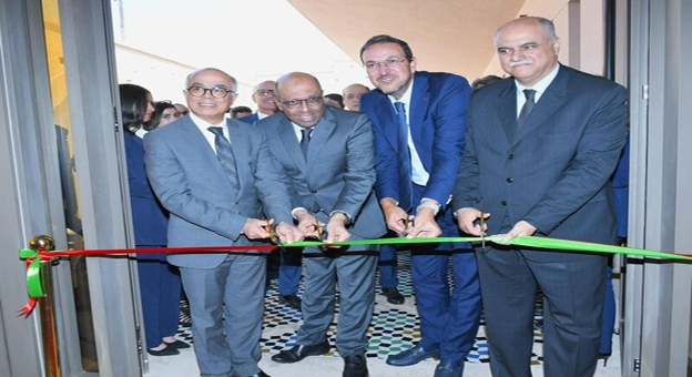 شكيب بنموسى وزير التربية الوطنية وسعيد ازنيبروالي جهة فاس مكناس يشرفان على حفل تدشين المركز الثقافي "إكليل - فاس"