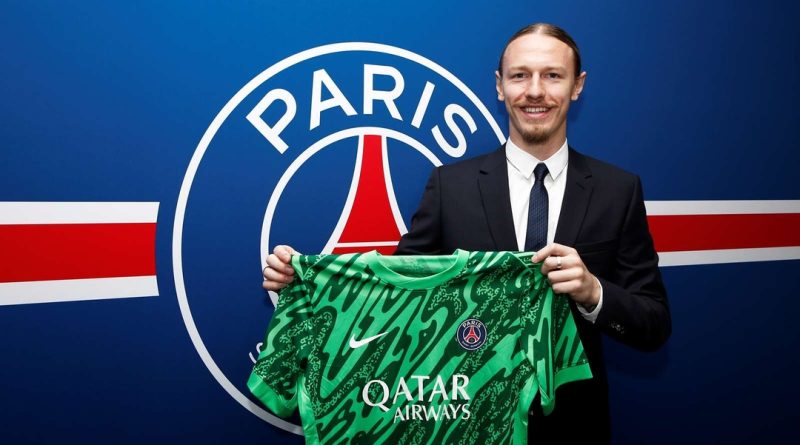 Le PSG s'offre les services du gardien de but russe Matvey Safonov