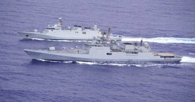 Le Navire de GuerreIndien TABAR fait escale au port de Casablanca; mène un exercice PASSEX avec la Marine Royale Marocaine.